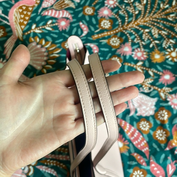 Kate Spade New York Cara Large Tote in Light Pink (“Light Crepe”) - Picture 4 of 12